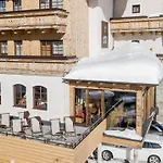 Alpenland Hotel 4*