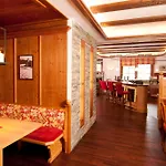 Hotel Alpenland