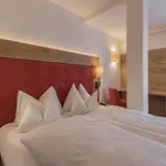 Alpenland Hotel
