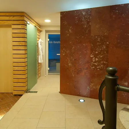 阿尔盆兰德酒店 酒店 上陶恩