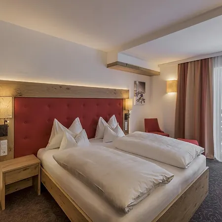 阿尔盆兰德酒店 上陶恩